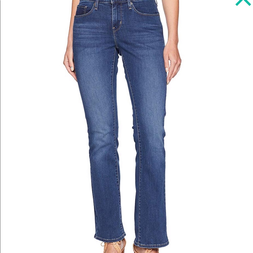 BNWT Levi’s Bootcut Jeans